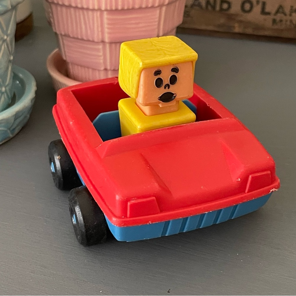 Vintage Playskool Blockhead Little Person & Vehicle Set❤️